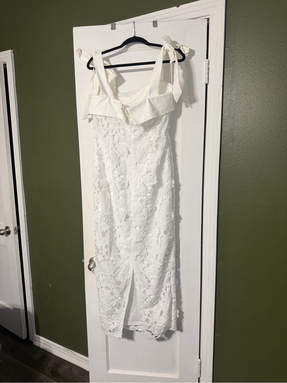 Petal & Pup White Lace Midi Dress with Tie-Strap Shoulders - Picture 6 of 10